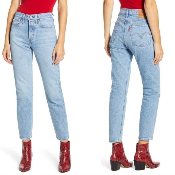 Levi's Denim - Levi's Wedgie High Rise Straight Leg Jeans Light Wash Blue Denim 23 NWT NEW